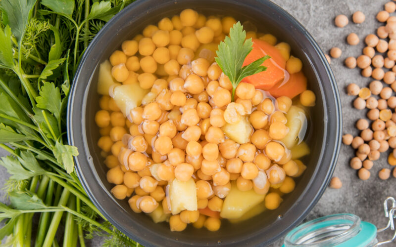 كيفية طبخ الحمص فى المنزل بطريقة سريعة وسهلة وبأقل التكاليف