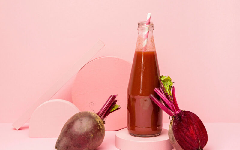 طريقة عمل عصير الشمندر الصحى بخطوات سهلة وسريعة فى المنزل