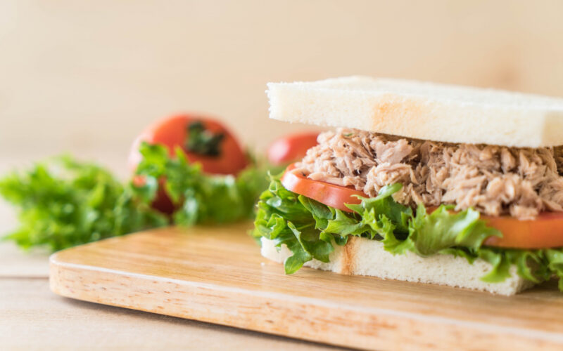 طريقة طبخ التونة فى المنزل بوصفة سهلة ولذيذة